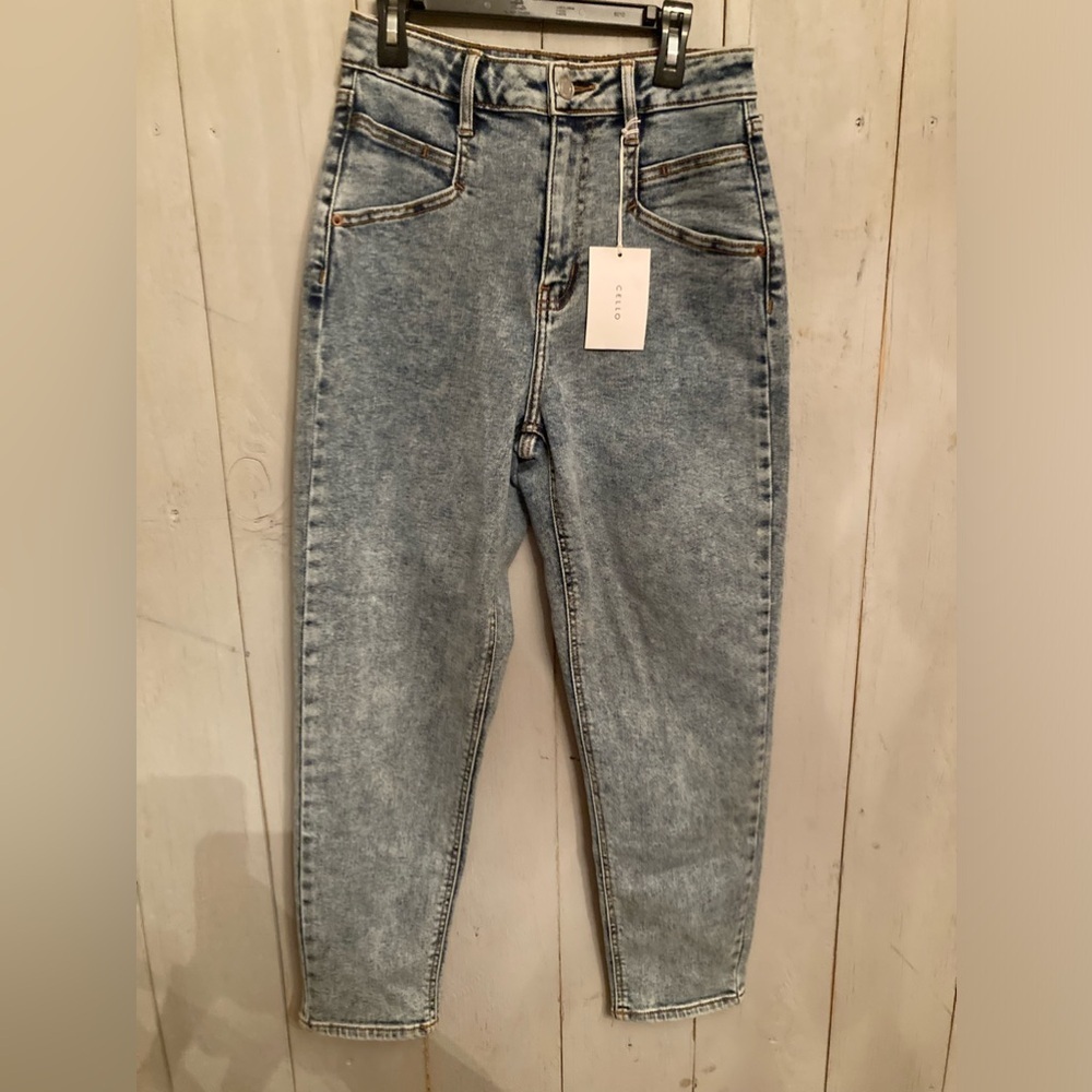 Cello Women’s Mom Denim Jeans - Size-5 Acid Light Wash High Rise New With Tags